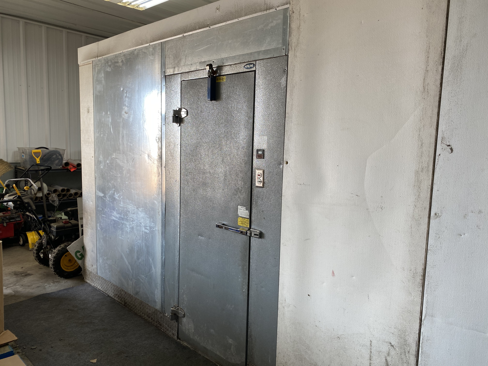 Walk-in cooler door